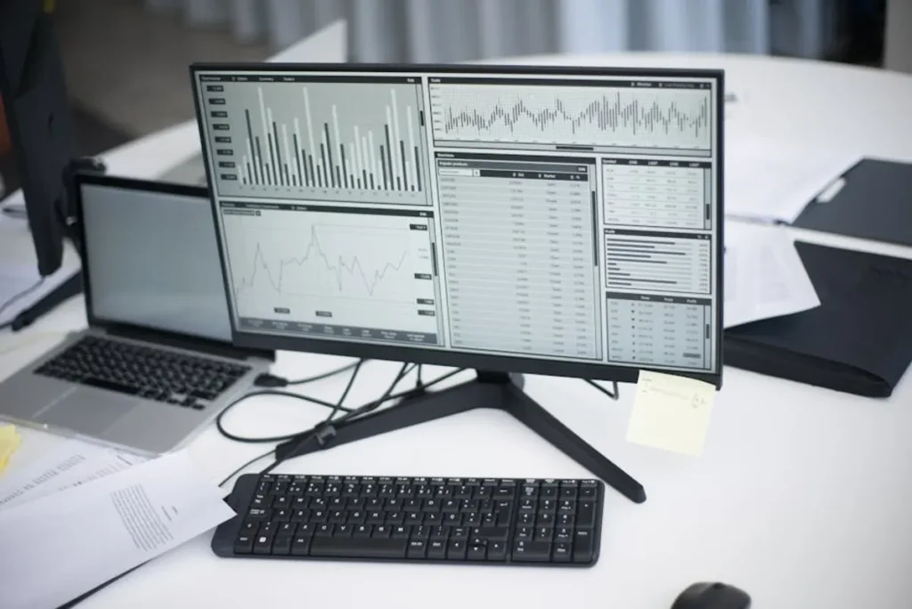 How to Monitor Competitor Rankings Without Manual Checks