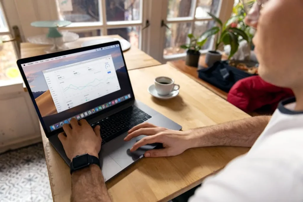 Mobile vs Desktop Rank Tracking: What Changes and Why